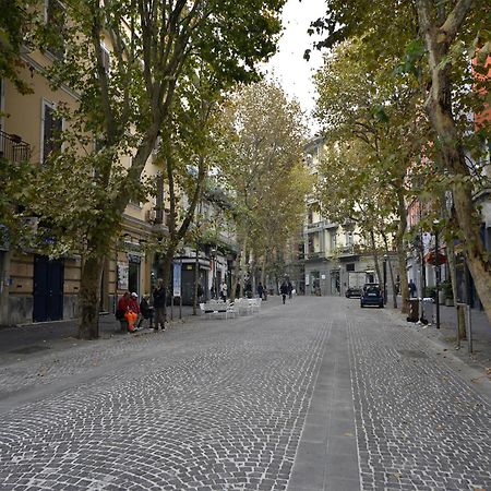 La Piazza Al Vomero Neapol Exteriér fotografie